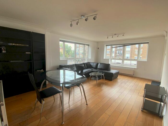 2 Bedroom Flat To Rent In Princes Riverside Road, London, SE16