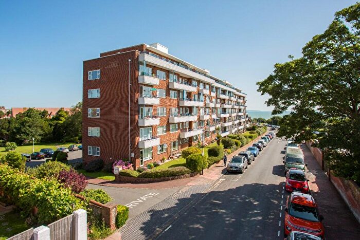 2 Bedroom Apartment For Sale In Cliff Road, Eastbourne, BN20