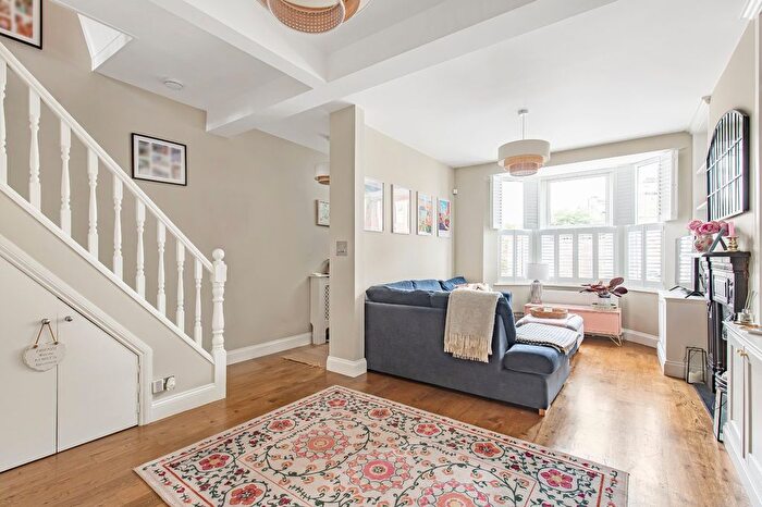 4 Bedroom Terraced House For Sale In Steerforth Street, London, SW18