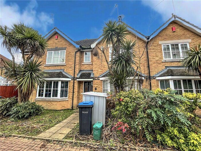 4 Bedroom Terraced House To Rent In Nightingale Shott, Egham, Surrey, TW20