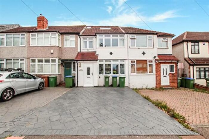 3 Bedroom Terraced House To Rent In Old Farm Avenue, Sidcup, DA15