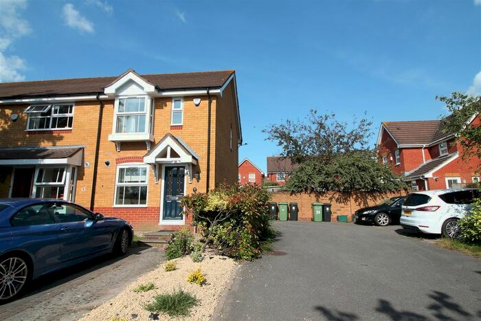 2 Bedroom Property To Rent In The Beeches, Bradley Stoke, Bristol, BS32