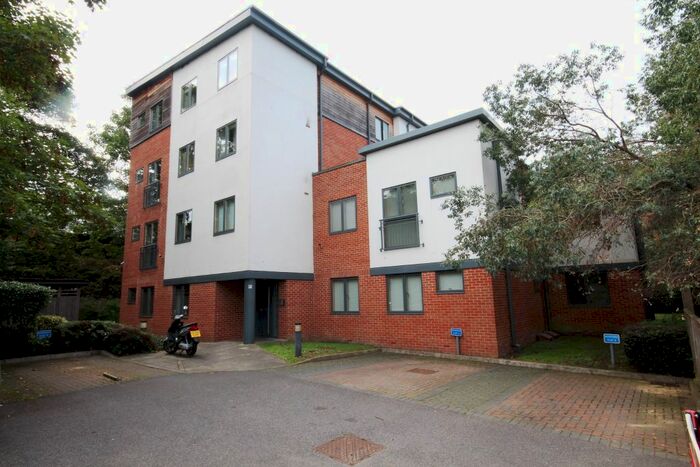 1 Bedroom Flat To Rent In Bell Street, Maidenhead, SL6