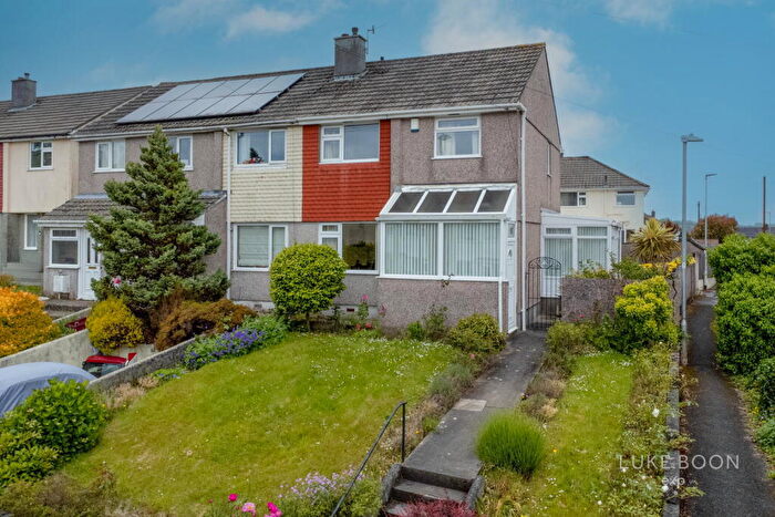 3 Bedroom Semi Detached House For Sale In Boringdon Hill, Plympton, PL7