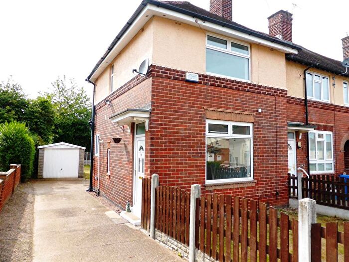 2 Bedroom End Of Terrace House To Rent In Valentine Crescent, Sheffield, S5