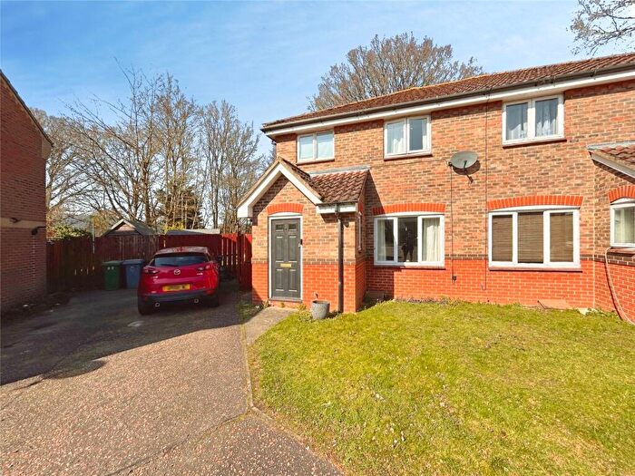 3 Bedroom Semi Detached House For Sale In Broadgate, Taverham, Norwich, NR8