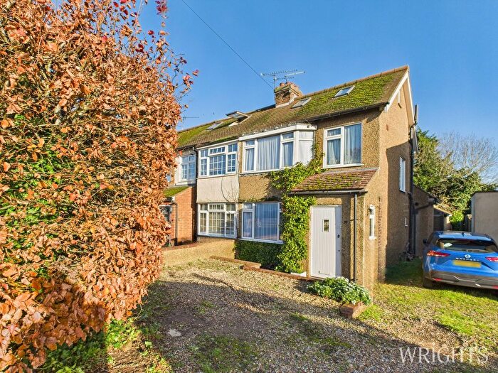 3 Bedroom Terraced House For Sale In Broad Acres, Hatfield, AL10