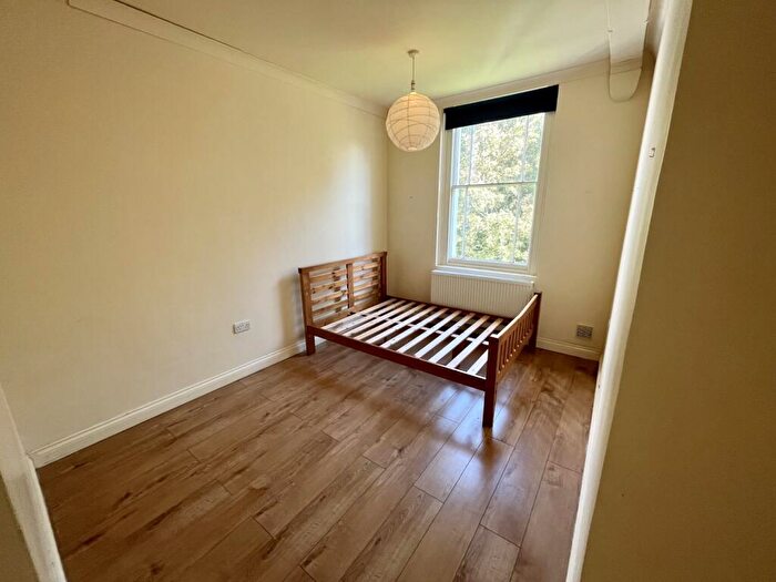 2 Bedroom Apartment To Rent In Melrose House, Waverley Street, Nottingham, NG7