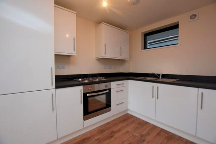 1 Bedroom Apartment To Rent In City Towers, Watery Street, S3
