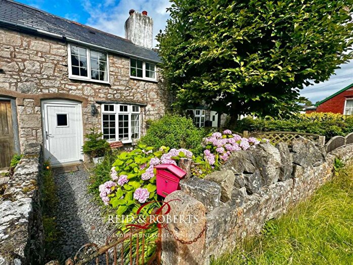 2 Bedroom Cottage For Sale In Church Terrace, Rhes Y Cae, CH8