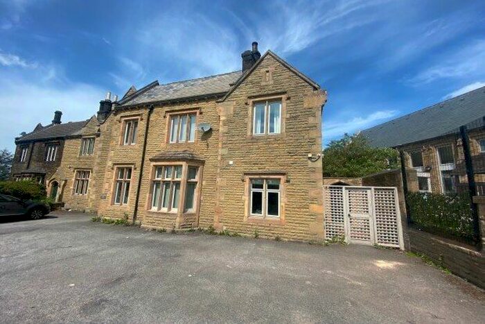 2 Bedroom Flat To Rent In Station Road, Chesterfield, S43