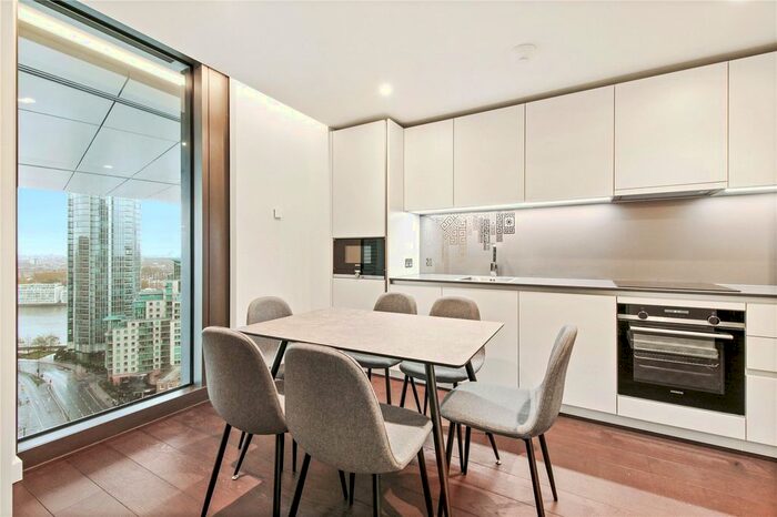 3 Bedroom Flat To Rent In Bondway, London, SW8