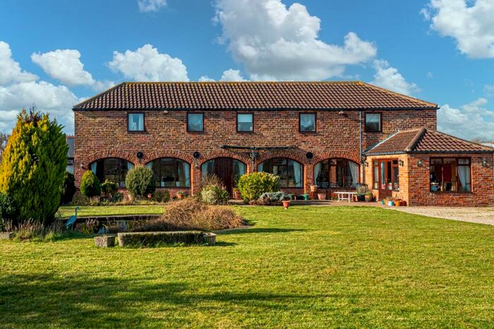 4 Bedroom Detached House For Sale In Humber Lane, Welwick, Hull, East Yorkshire, HU12