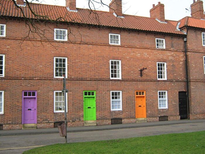 2 Bedroom Flat To Rent In Wilson Street, Newark, NG24