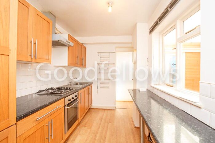 2 Bedroom Terraced House To Rent In Crown Road, Morden, SM4