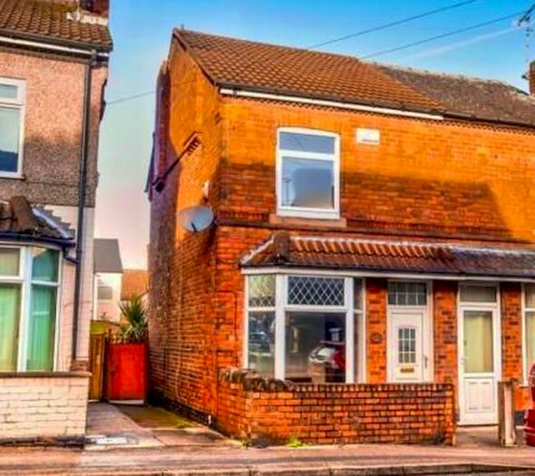 2 Bedroom Semi-Detached House To Rent In Victoria Street, Mansfield NG18