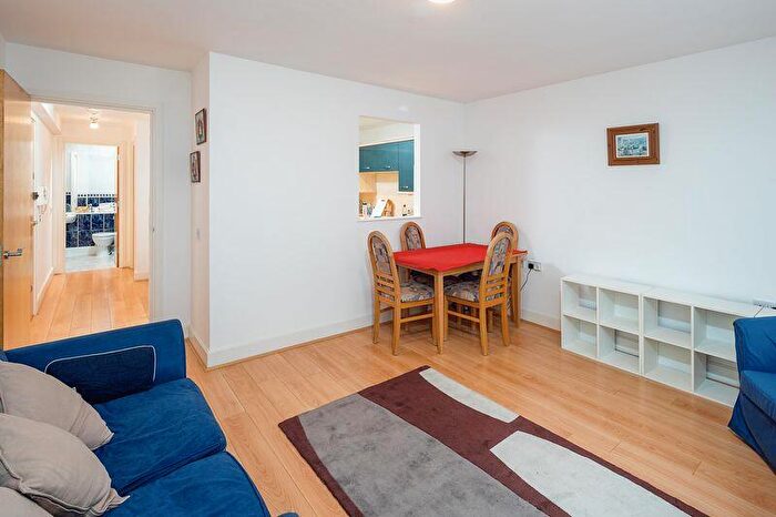 1 Bedroom Flat For Sale In Furnival Street, London, EC4A