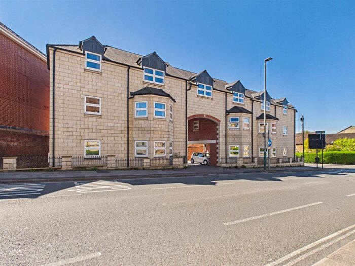 2 Bedroom Flat For Sale In A Park Lane, Chippenham, SN15