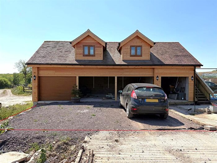 1 Bedroom Coach House For Sale In Chelynch, Nr Shepton Mallet, BA4