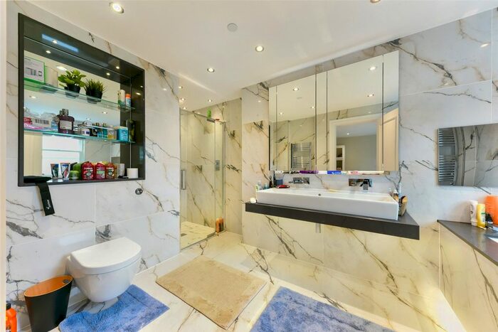 5 Bedroom Semi-Detached House To Rent In Marryat Place, London, SW19