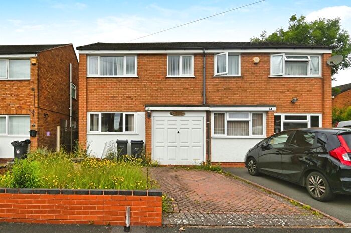 4 Bedroom Semi-Detached House For Sale In Freeman Drive, Sutton Coldfield, B76