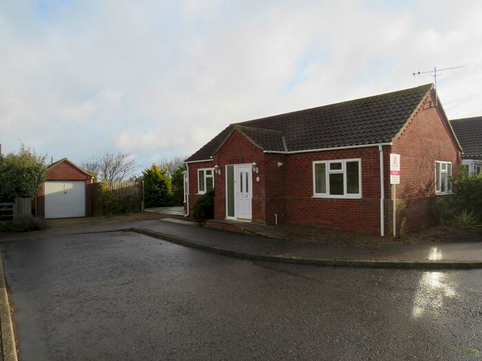 2 Bedroom Detached Bungalow To Rent In Danish House Gardens, Overstrand, Cromer, NR27