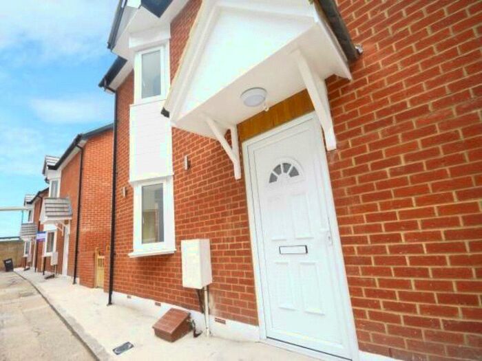 1 Bedroom Detached House To Rent In Patrol Place, London, SE6