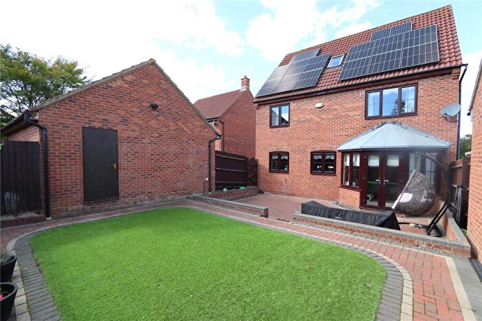 5 Bedroom Detached House For Sale In Edzell Crescent, Westcroft, MK4