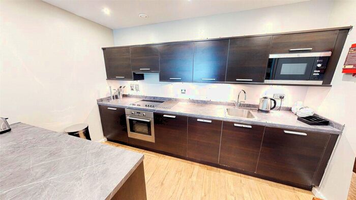 2 Bedroom Apartment To Rent In Icon Building, Shudehill, Manchester, M4