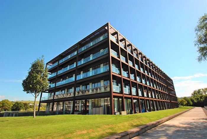 1 Bedroom Flat To Rent In Lake Shore Drive, Bristol, BS13