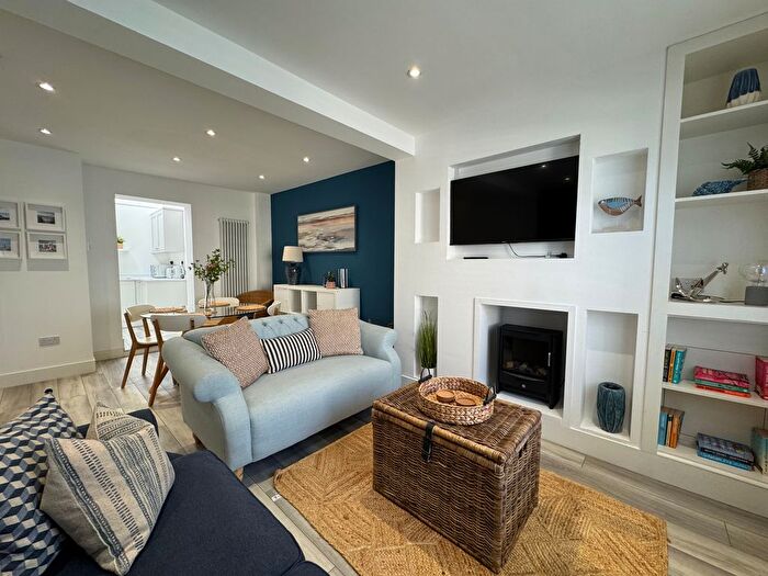 3 Bedroom Terraced House To Rent In Menai Street, Y Felinheli, LL56