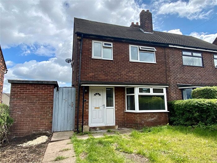 3 Bedroom Semi-Detached House To Rent In Mountain Road, Thornhill, Dewsbury, WF12