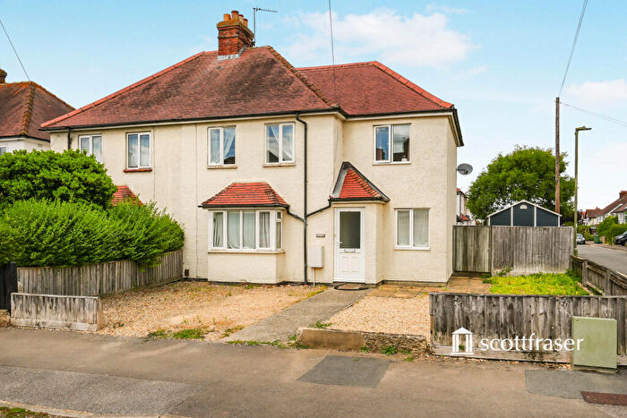 3 Bedroom Semi-Detached House To Rent In Hawthorn Avenue, Headington, OX3