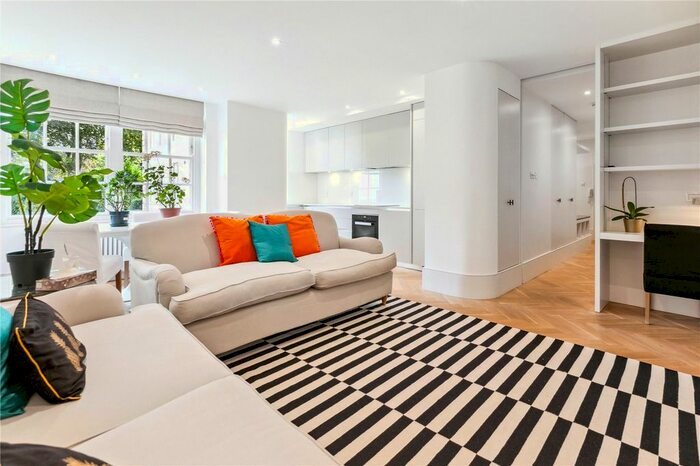 2 Bedroom Flat To Rent In Kensington Park Road, London, W11