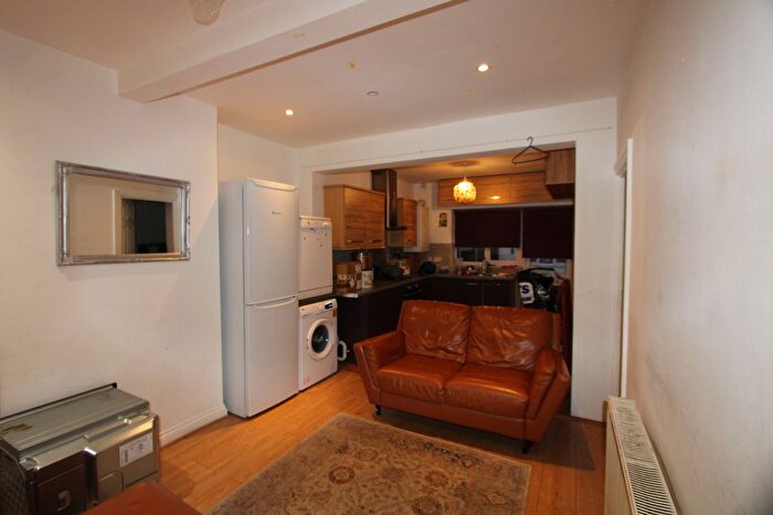 4 Bedroom Terraced House To Rent In Sherwood Avenue, Streatham Vale, SW16