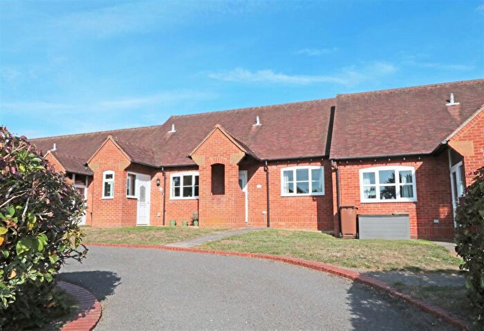 1 Bedroom Terraced Bungalow For Sale In Thame, Oxfordshire, OX9