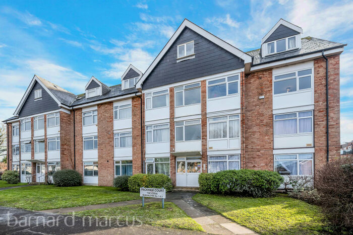 2 Bedroom Flat To Rent In Farm Way, Worcester Park, KT4