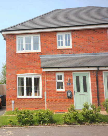 3 Bedroom Semi-Detached House To Rent In Ennerdale, Preston, PR4