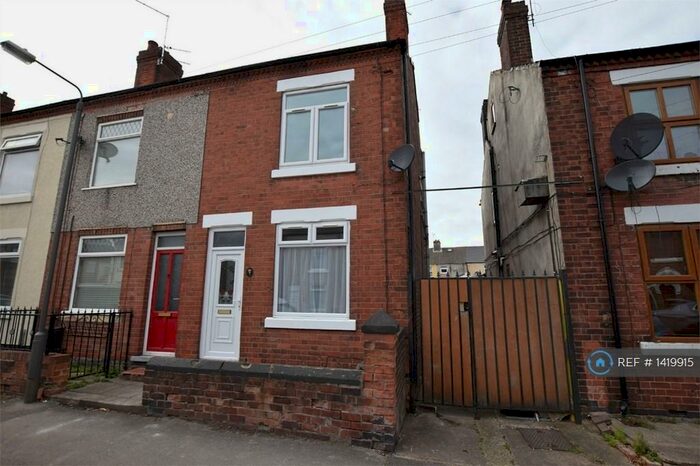 3 Bedroom End Of Terrace House To Rent In Wilson Street, Alfreton, DE55