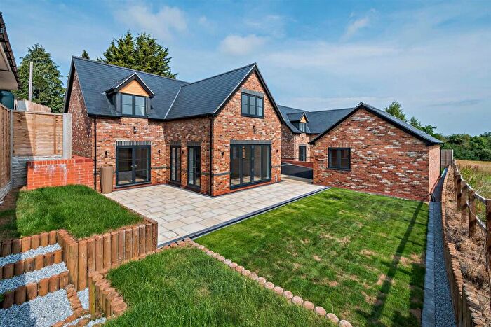 4 Bedroom Detached House For Sale In , Wells Cottage, Wootton Wawen, B95