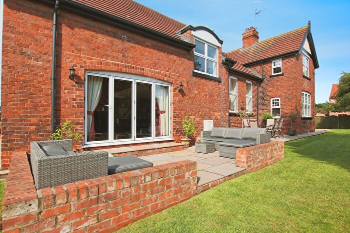 5 Bedroom Detached House For Sale In North Lane, Welwick, Hull, HU12