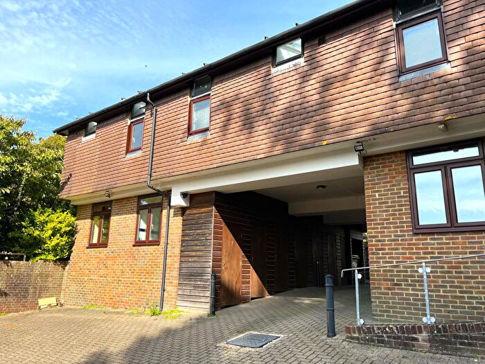 1 Bedroom Flat For Sale In Lewes Road, Forest Row, RH18
