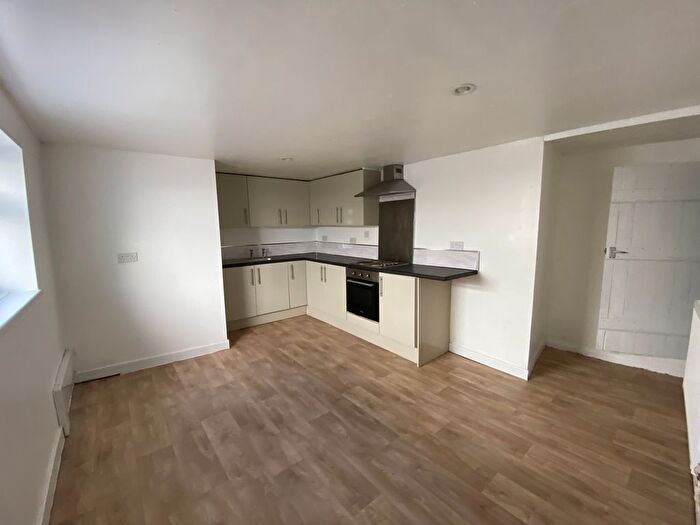 2 Bedroom End Terrace House To Rent In George Street, Market Rasen, LN8