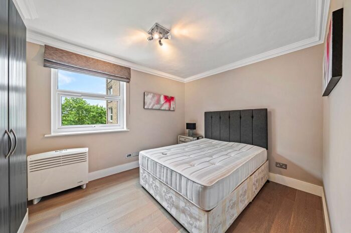 3 Bedroom Flat To Rent In St Johns Wood Park, St Johns Wood, NW8
