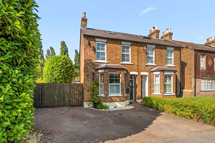 3 Bedroom Semi-Detached House For Sale In Shepperton, Surrey, TW17