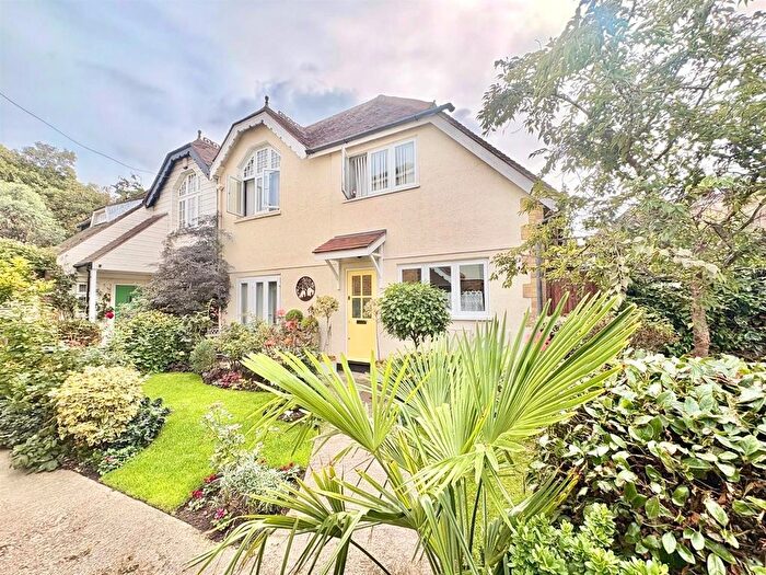2 Bedroom End Of Terrace House For Sale In Milton Street, Westcliff-On-Sea, SS0