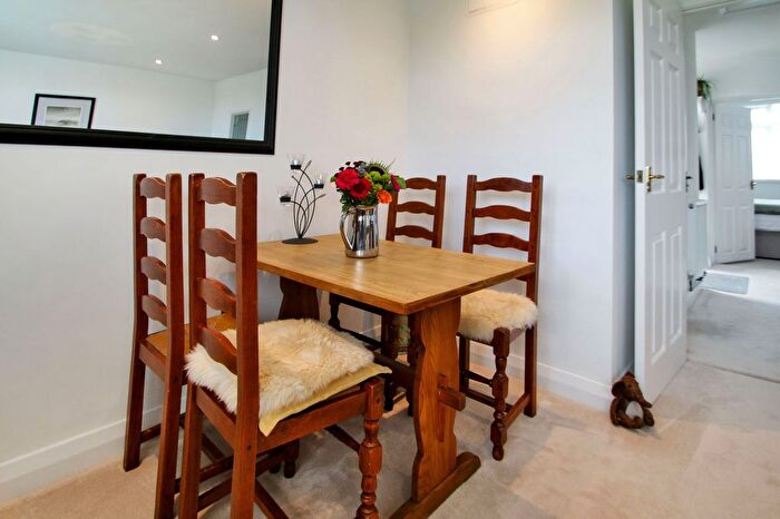 1 Bedroom Flat For Sale In Hilltop Drive, Highfields Hilltop Drive, TN31