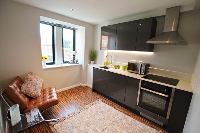 1 Bedroom Flat To Rent In Princess Street, Manchester, M1