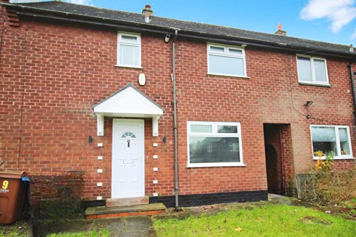 3 Bedroom Terraced House To Rent In Scawfell Road, Chorley, Lancashire, PR7