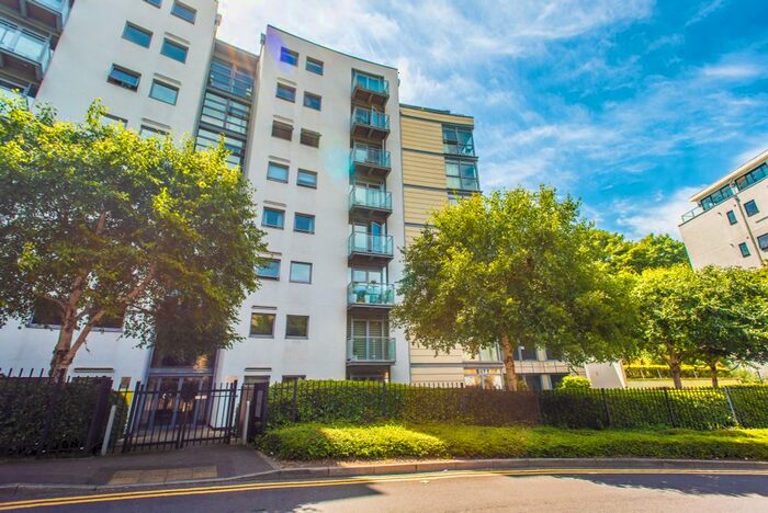 1 Bedroom Flat To Rent In St. Peters Road, Bournemouth, BH1